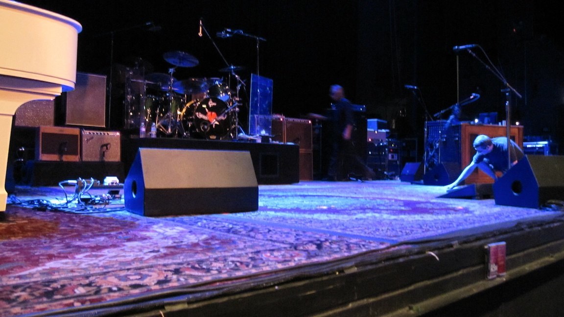Loading Image